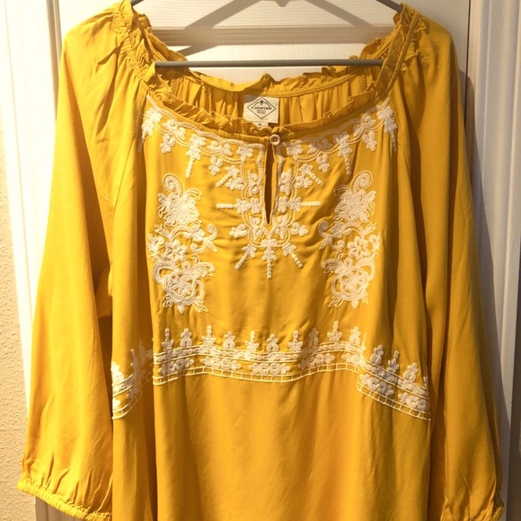 Embroidered Yellow Top Size XL